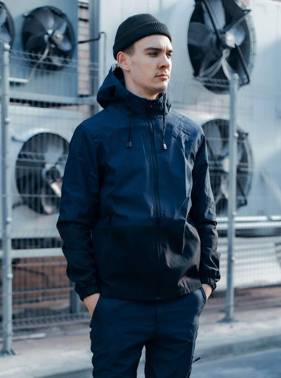 Куртка спортивная мужская с капюшоном весна осень из Soft Shell, стильная качественная ветровка, черно синяя XXL
Куртка спортивная мужская с капюшоном весна осень из Soft Shell, стильная качественная ветровка, черно синяя XXL
