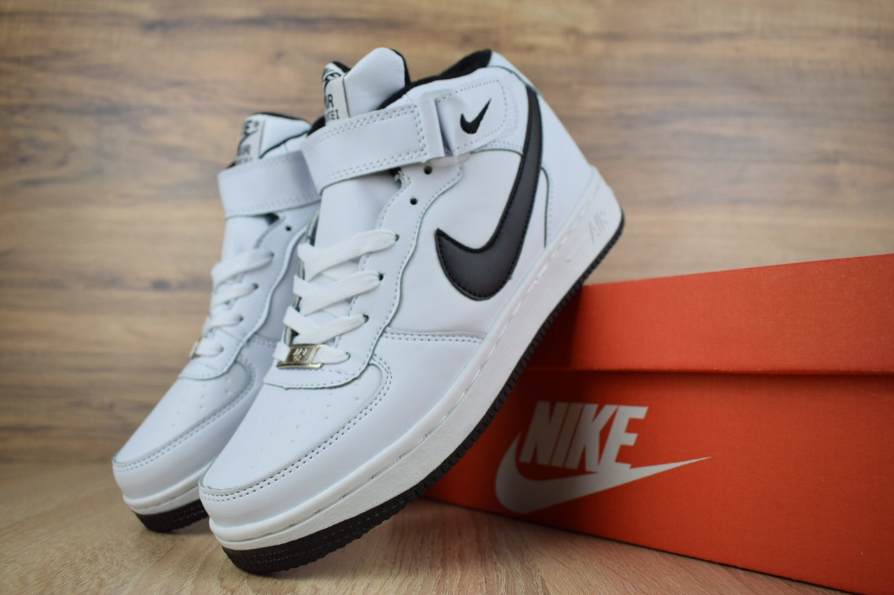 Женские зимние кроссовки на меху Nike Найк Air Force 1 AF1, кожа, белые с черным. 39, Белый
Женские зимние кроссовки на меху Nike Найк Air Force 1 AF1, кожа, белые с черным. 39, Белый