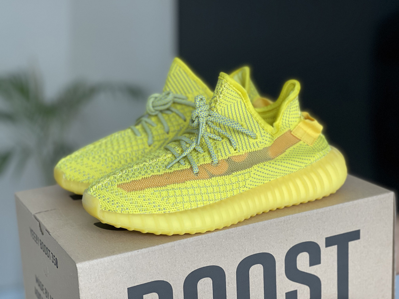 Женские кроссовки в стиле Adidas Адидас Yeezy Boost 350, желтый 37 (23,8 см), Зеленый
Женские кроссовки в стиле Adidas Адидас Yeezy Boost 350, желтый 37 (23,8 см), Зеленый