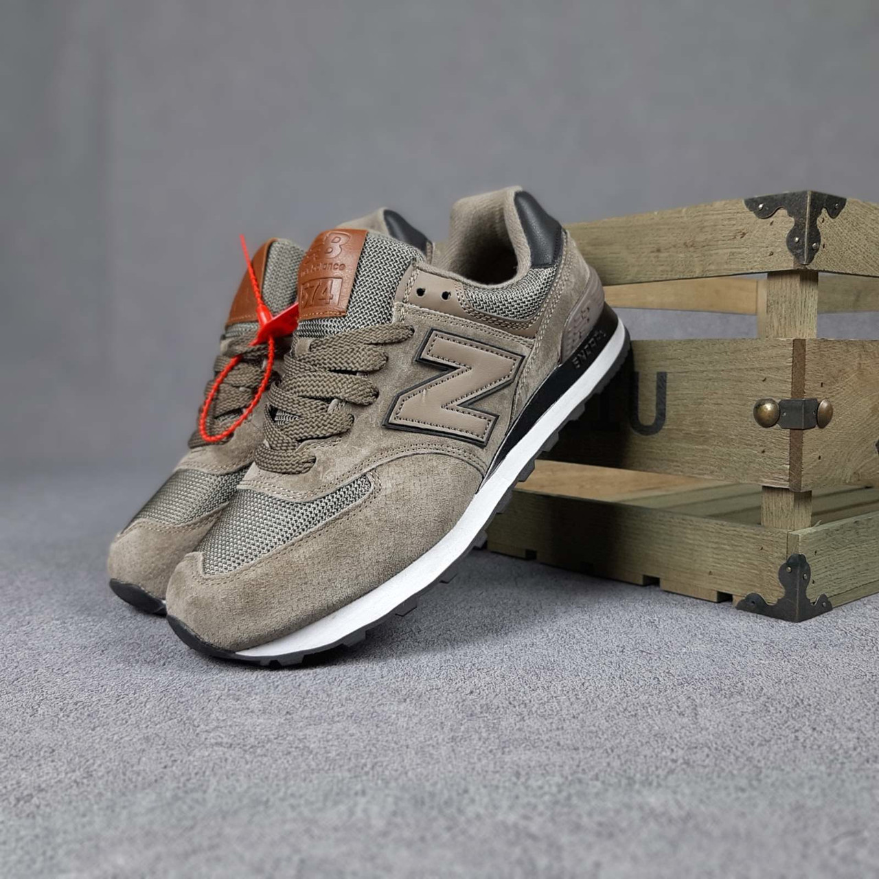 Мужские кроссовки в стиле New Balance Нью беланс 574, горчичные 43 (27,5 см), Коричневый
Мужские кроссовки в стиле New Balance Нью беланс 574, горчичные 43 (27,5 см), Коричневый