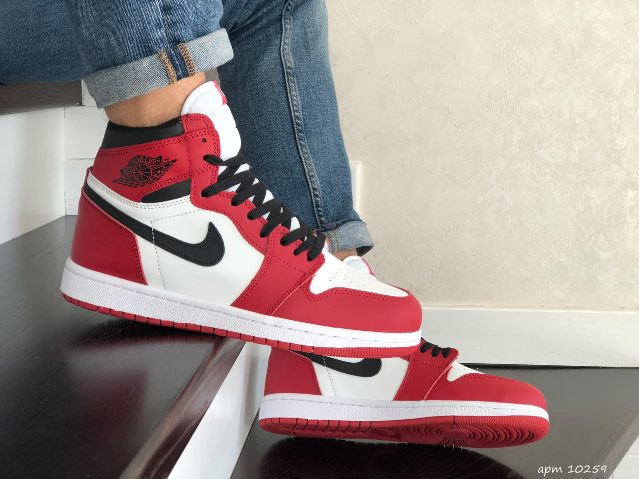 Мужские кроссовки в стиле Nike Найк Air Jordan, красные с белым 45 (29 см), Красный
Мужские кроссовки в стиле Nike Найк Air Jordan, красные с белым 45 (29 см), Красный