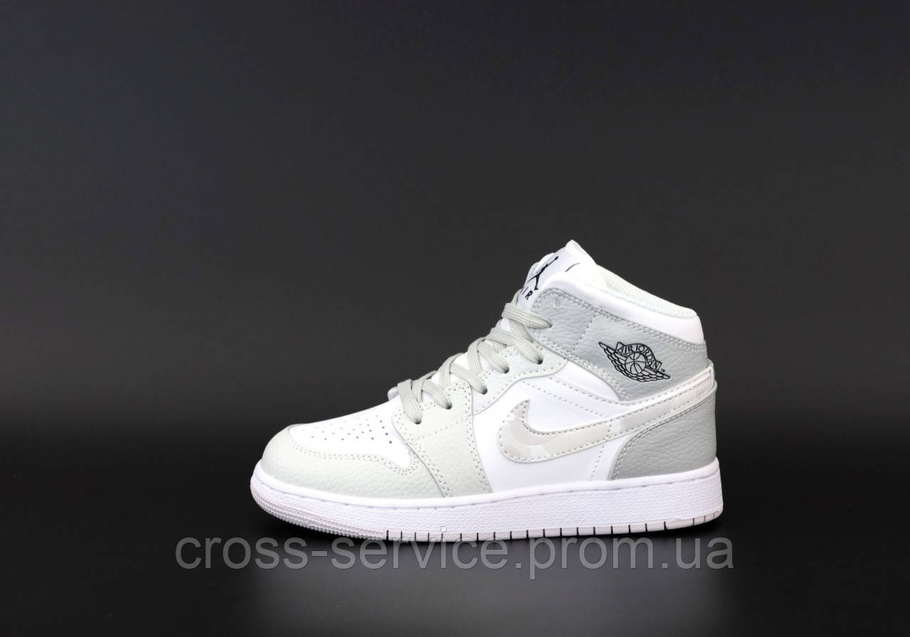 Кроссовки женские Nike Air Jordan 1 Retro кросовки жіночі найк аир джордан ретро стильные джордани 40, Серебристый
Кроссовки женские Nike Air Jordan 1 Retro кросовки жіночі найк аир джордан ретро стильные джордани 40, Серебристый