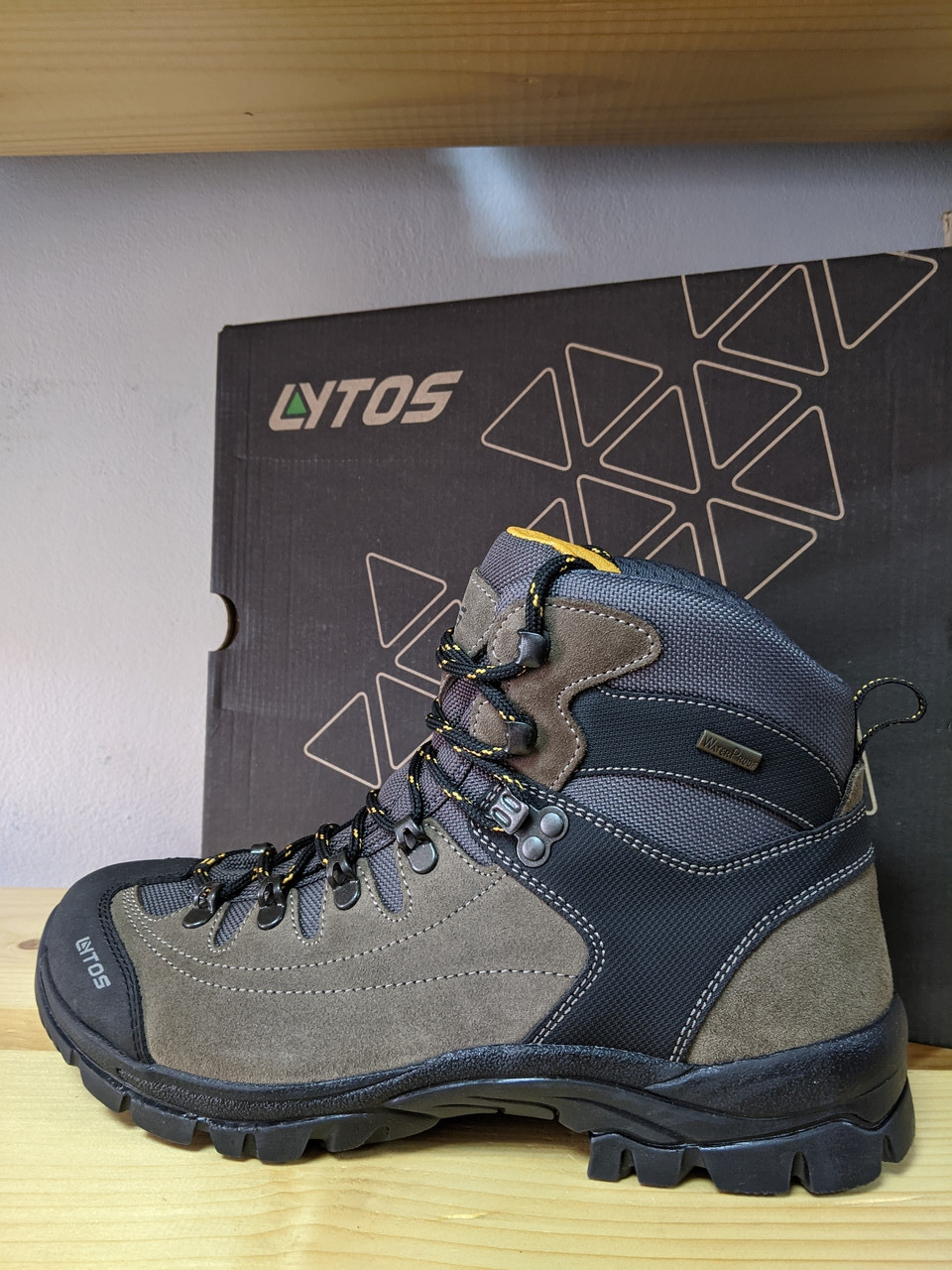 Черевики трек Lytos STIGELOS WEI 1, WaterProof, гідрофобний нубук, нейлон 1000D,OUTBACK 43, Коричневый
Черевики трек Lytos STIGELOS WEI 1, WaterProof, гідрофобний нубук, нейлон 1000D,OUTBACK 43, Коричневый
