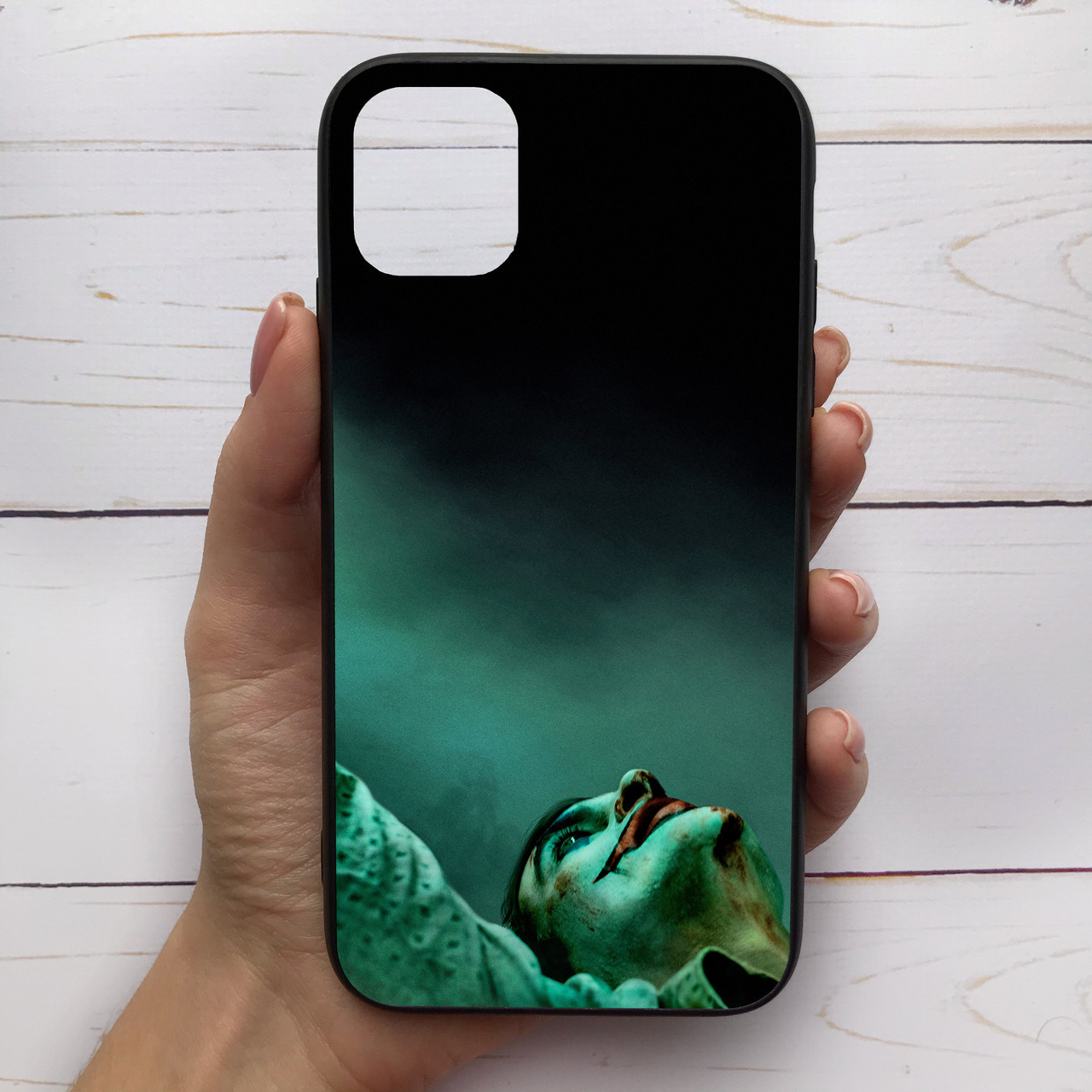 ✅✅✅ Чехол Mood для iPhone 11 Pro Max с рисунком Джокер в тумане =КОД=А68-286808, Разные цвета
✅✅✅ Чехол Mood для iPhone 11 Pro Max с рисунком Джокер в тумане =КОД=А68-286808, Разные цвета