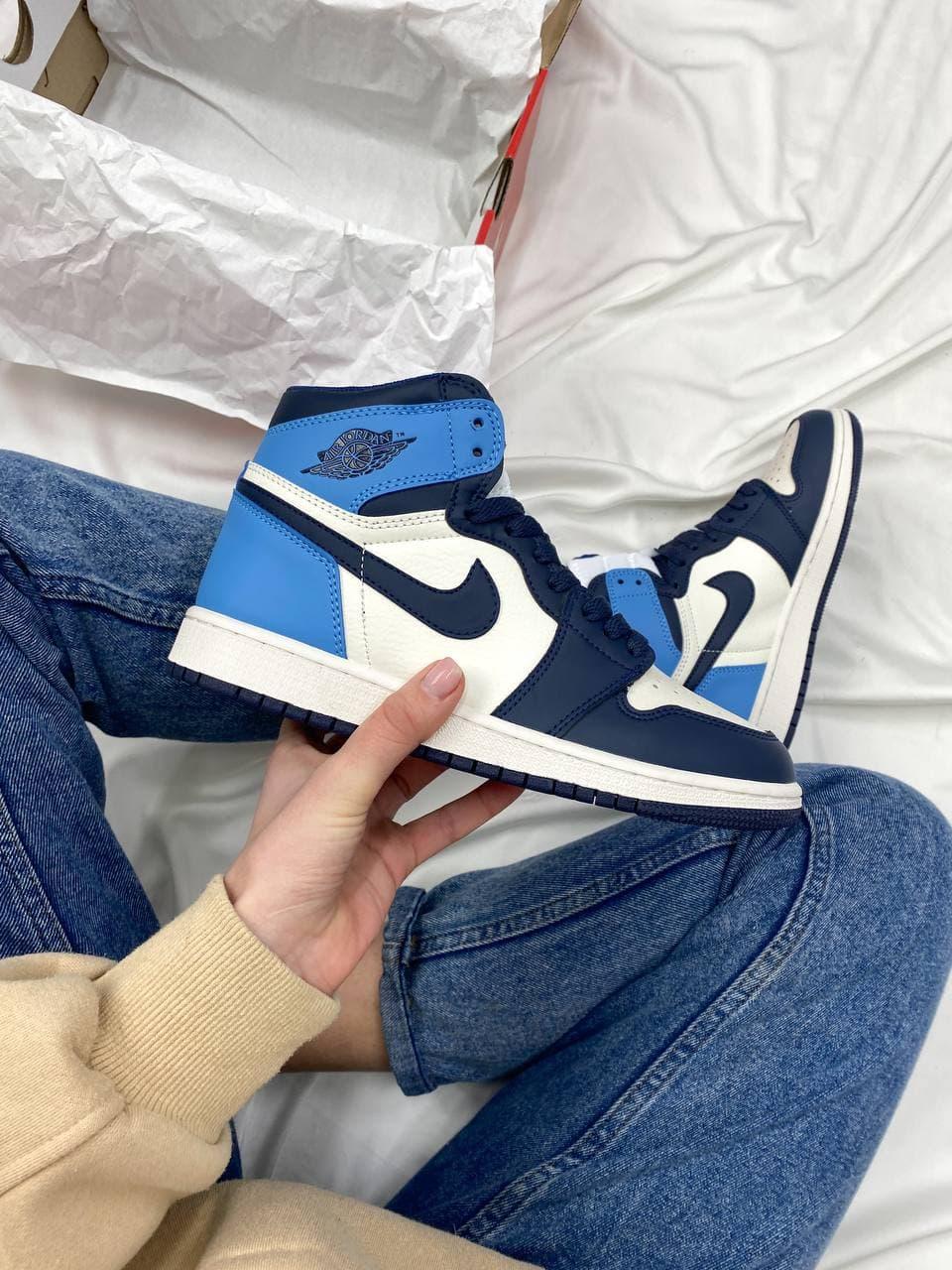 Мужские кроссовки Nike Air Jordan 1 Retro High Blue White / Найк Аир Джордан 1 Ретро Высокие Голубые Белые 43, Голубой
Мужские кроссовки Nike Air Jordan 1 Retro High Blue White / Найк Аир Джордан 1 Ретро Высокие Голубые Белые 43, Голубой