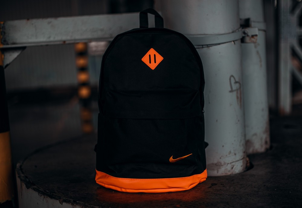 Рюкзак городской мужской, женский, для ноутбука Nike (Найк) черный-оранжевый, Черно-оранжевый
Рюкзак городской мужской, женский, для ноутбука Nike (Найк) черный-оранжевый, Черно-оранжевый