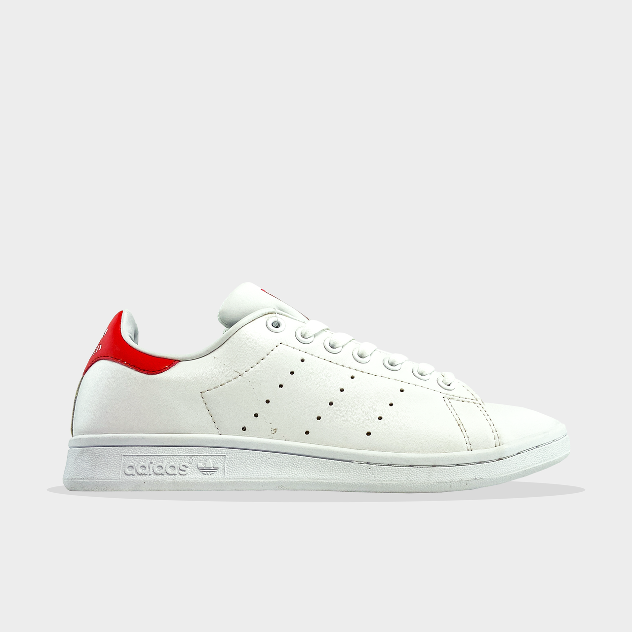 Кроссовки мужские Adidas Stan Smith, белого цвета, Адидас Стен Смит, мужская обувь весна /лето/осень 2021 43, Белый
Кроссовки мужские Adidas Stan Smith, белого цвета, Адидас Стен Смит, мужская обувь весна /лето/осень 2021 43, Белый