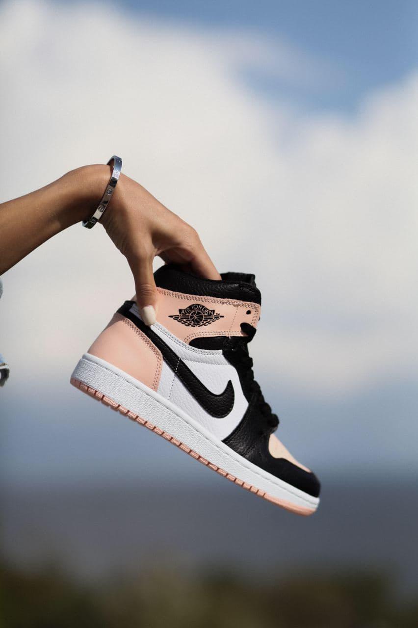 Женские кроссовки Nike Air Jordan 1 Retro High Black Pink / Найк Аир Джордан 1 Ретро Высокие Черные Розовые 39, Черный
Женские кроссовки Nike Air Jordan 1 Retro High Black Pink / Найк Аир Джордан 1 Ретро Высокие Черные Розовые 39, Черный