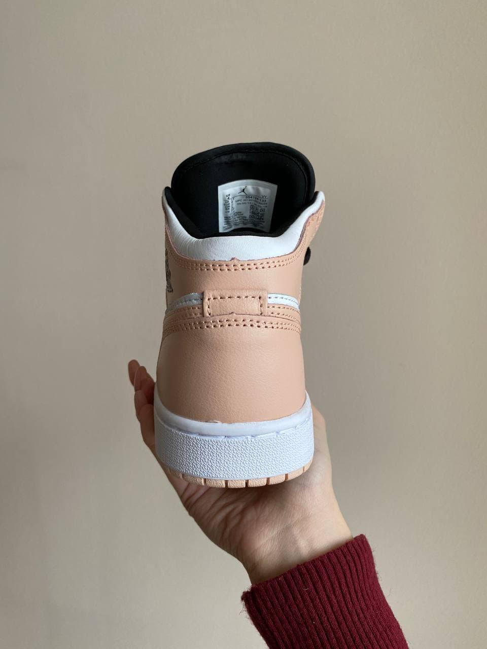 Женские кроссовки Nike Air Jordan 1 Retro High Black Pink / Найк Аир Джордан 1 Ретро Высокие Черные Розовые 38, Черный
Женские кроссовки Nike Air Jordan 1 Retro High Black Pink / Найк Аир Джордан 1 Ретро Высокие Черные Розовые 38, Черный