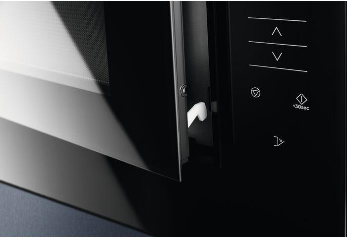 Микроволновая печь Electrolux KMFE264TEX встраиваемая 25 л / электронное управление / черная (JN63KMFE264TEX)
Микроволновая печь Electrolux KMFE264TEX встраиваемая 25 л / электронное управление / черная (JN63KMFE264TEX)