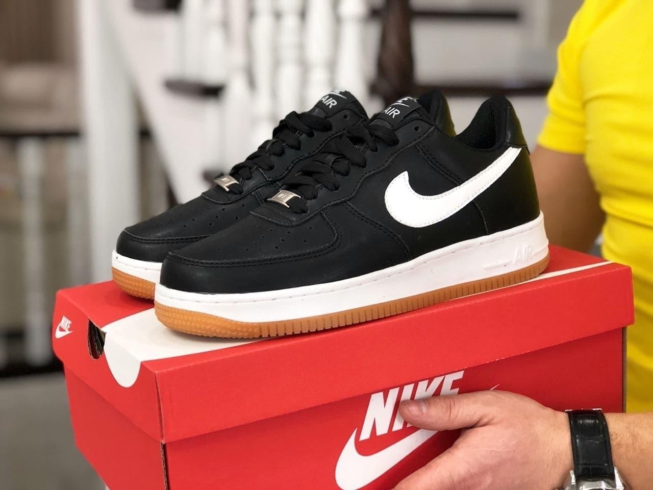 Кроссовки мужские демисезонные в стиле Nike Air Force Af 1 Черно-белые с коричневым весна/осень, Черно-белый
Кроссовки мужские демисезонные в стиле Nike Air Force Af 1 Черно-белые с коричневым весна/осень, Черно-белый