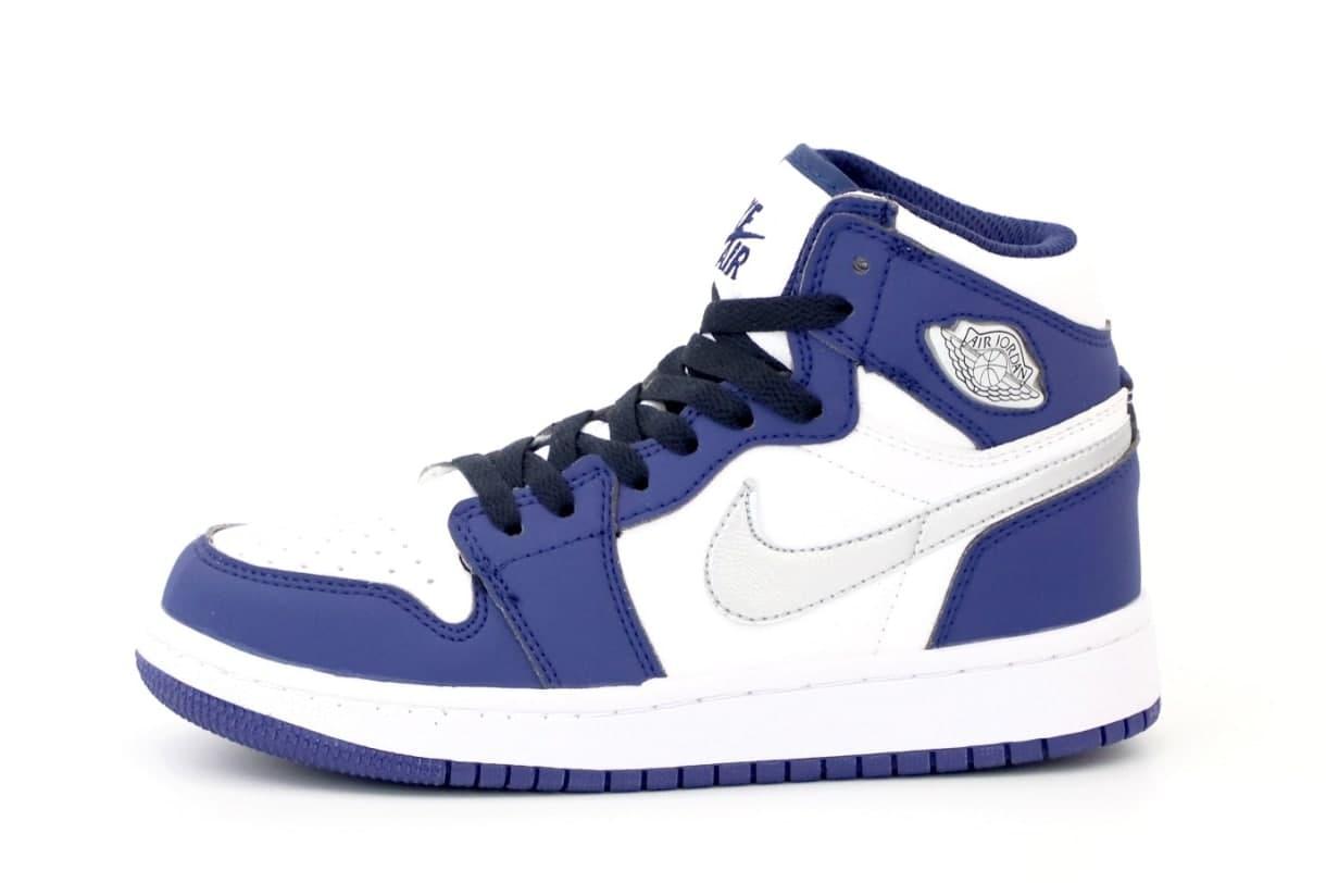 Женские кроссовки Nike Air Jordan Retro 1 Blue White / Найк Аир Джордан Ретро 1 Синие Белые, Синий
Женские кроссовки Nike Air Jordan Retro 1 Blue White / Найк Аир Джордан Ретро 1 Синие Белые, Синий