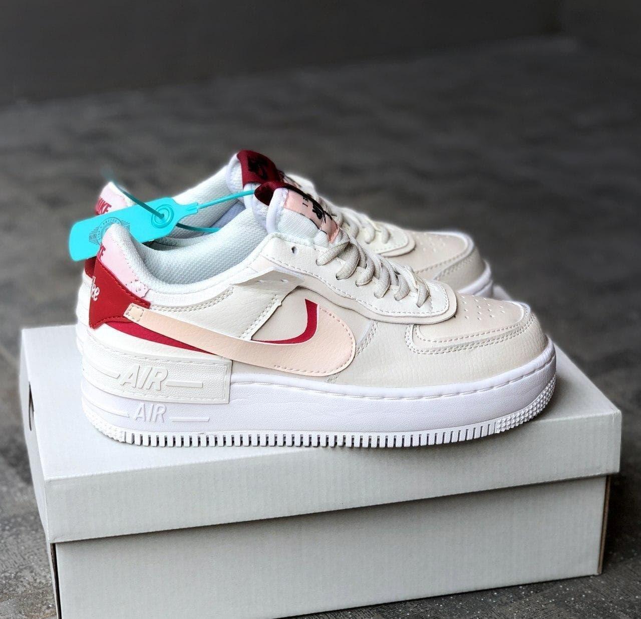 Женские кроссовки Nike Air Force 1 Shadow Phantom Ivory / Найк Аир Форс 1 Шадоу Фантом Айвори 41
Женские кроссовки Nike Air Force 1 Shadow Phantom Ivory / Найк Аир Форс 1 Шадоу Фантом Айвори 41
