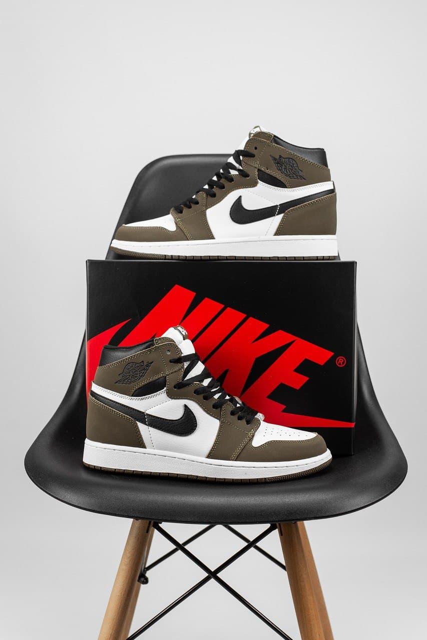 Мужские кроссовки Nike Air Jordan 1 Retro Two Brown White / Найк Аир Джордан 1 Ретро Коричневые Белые 43, Коричневый
Мужские кроссовки Nike Air Jordan 1 Retro Two Brown White / Найк Аир Джордан 1 Ретро Коричневые Белые 43, Коричневый