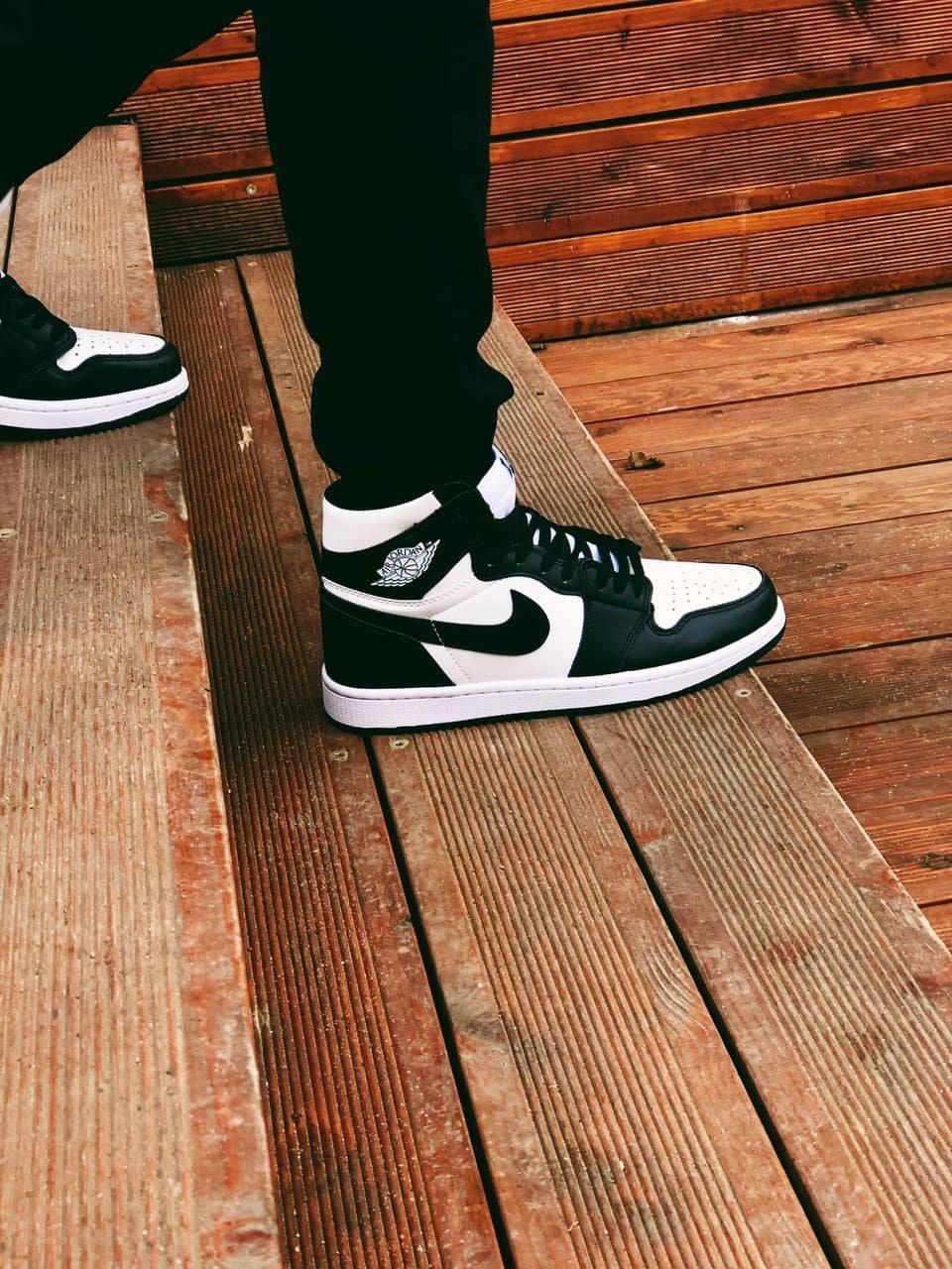 Мужские кроссовки Nike Air Jordan 1 Retro High Black White / Найк Аир Джордан 1 Ретро Высокие Белые Черные, Белый
Мужские кроссовки Nike Air Jordan 1 Retro High Black White / Найк Аир Джордан 1 Ретро Высокие Белые Черные, Белый