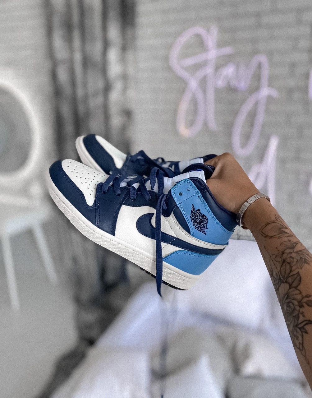 Мужские кроссовки Nike JORDAN 1 Retro High Patent Blue toe / Найк Аир Джордан 1 Синие 41, Голубой
Мужские кроссовки Nike JORDAN 1 Retro High Patent Blue toe / Найк Аир Джордан 1 Синие 41, Голубой