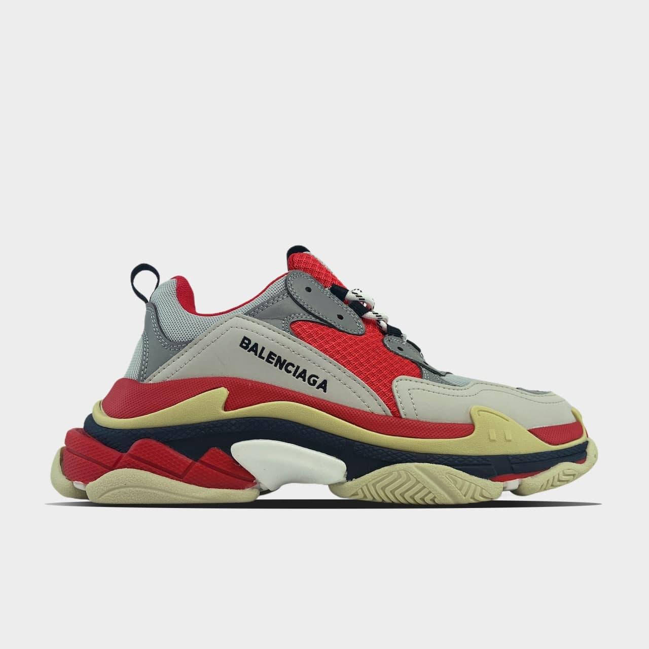 Женские кроссовки Balenciaga Triple S Grey Red / Баленсиага Трипл С Серые Красные, Серый
Женские кроссовки Balenciaga Triple S Grey Red / Баленсиага Трипл С Серые Красные, Серый
