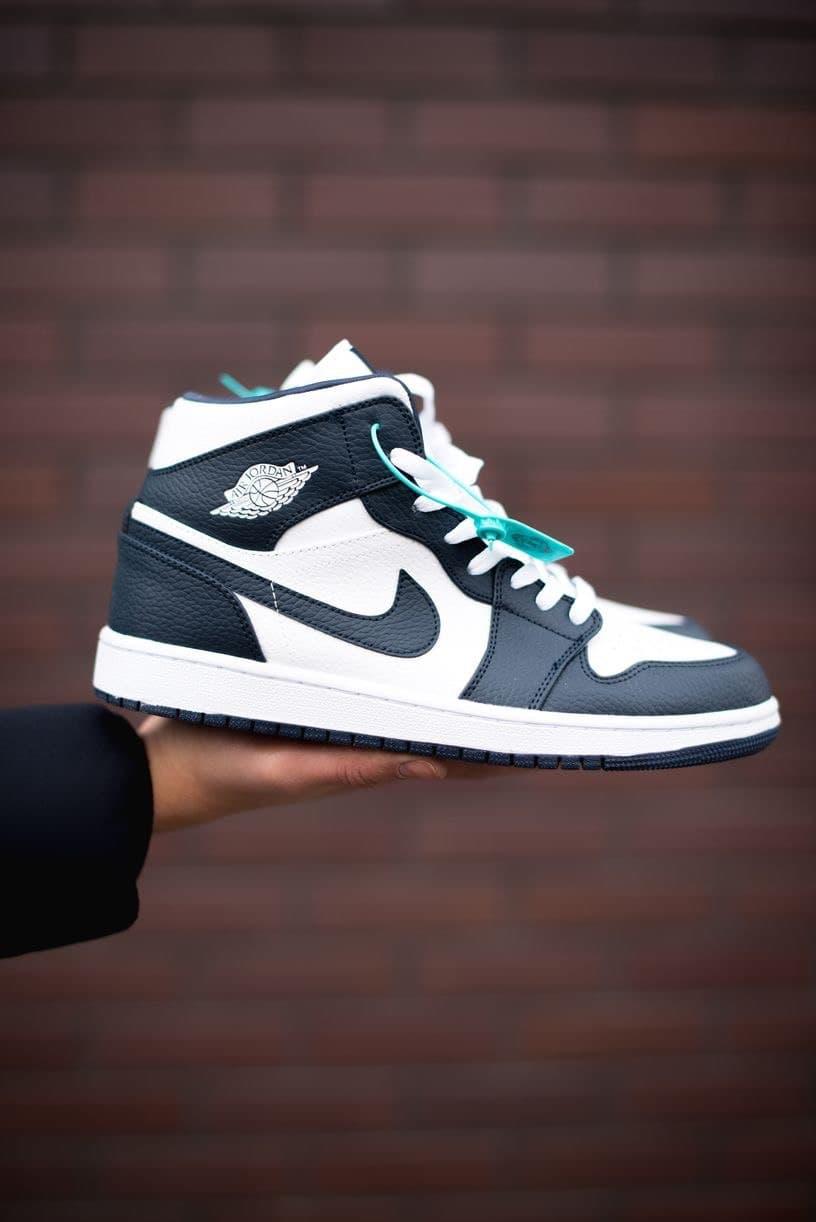 Женские кроссовки Nike Air Jordan Retro 1 Black White / Найк Аир Джордан Ретро 1 Черные Белые 41, Фиолетовый
Женские кроссовки Nike Air Jordan Retro 1 Black White / Найк Аир Джордан Ретро 1 Черные Белые 41, Фиолетовый