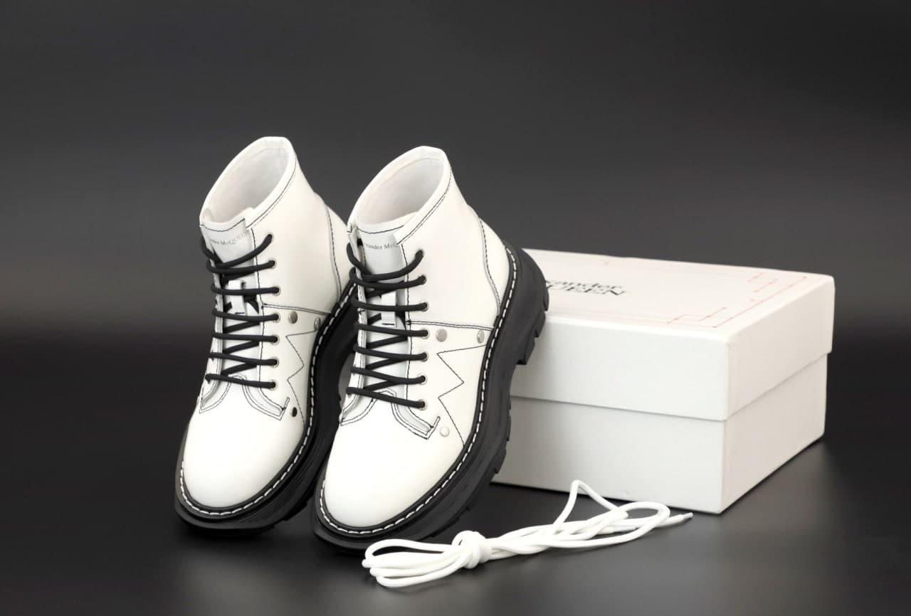 Женские Демисезонные Сапоги Alexander McQueen Boots White / Сапоги Александр Маквин Белые 41, Белый
Женские Демисезонные Сапоги Alexander McQueen Boots White / Сапоги Александр Маквин Белые 41, Белый