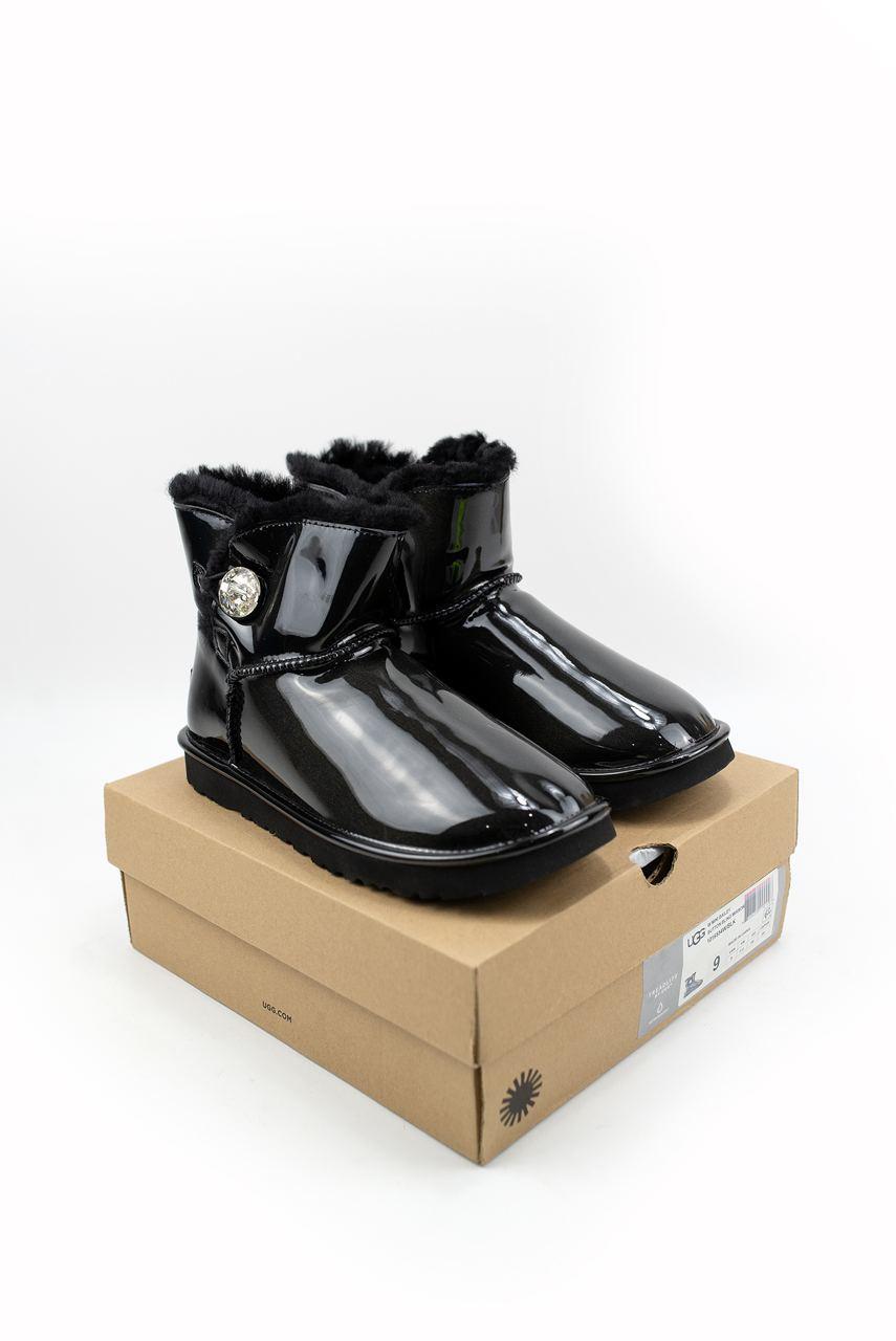Женские зимние сапоги UGG Purple Patent Button / Угги Бэйли Баттон Фиолетовые 40
Женские зимние сапоги UGG Purple Patent Button / Угги Бэйли Баттон Фиолетовые 40