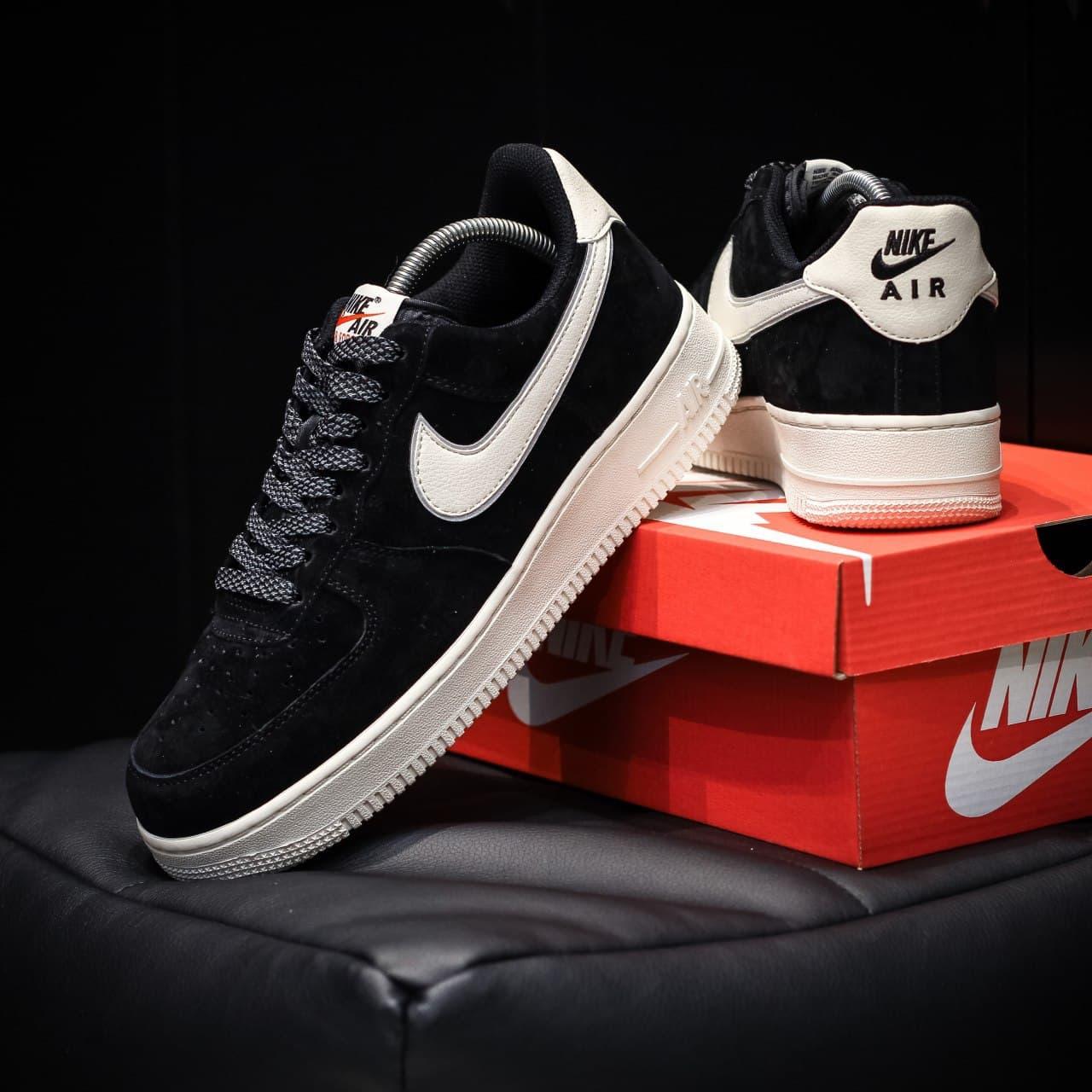 Мужские кроссовки Nike Air Force Black White Low / Найк Аир Форс Лов Черный Белый 44
Мужские кроссовки Nike Air Force Black White Low / Найк Аир Форс Лов Черный Белый 44