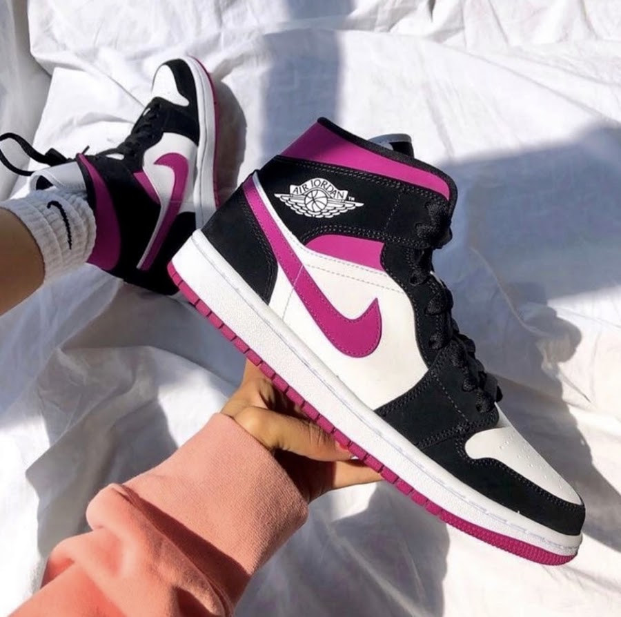 Женские кроссовки Nike Air Jordan 1 Retro Black White Pink / Найк Аир Джордан 1 Черные Белые Розовые 40, Черный
Женские кроссовки Nike Air Jordan 1 Retro Black White Pink / Найк Аир Джордан 1 Черные Белые Розовые 40, Черный