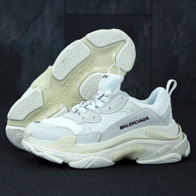 Мужские кроссовки Balenciaga Triple S, белый, серый, бежевый, Италия 42, Разные цвета
Мужские кроссовки Balenciaga Triple S, белый, серый, бежевый, Италия 42, Разные цвета