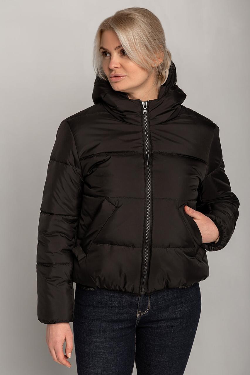 

Демисезонная черная куртка из плащевки с капюшоном и утеплителем цвет черный, размер 42, 44, 46, 48, 50 50
