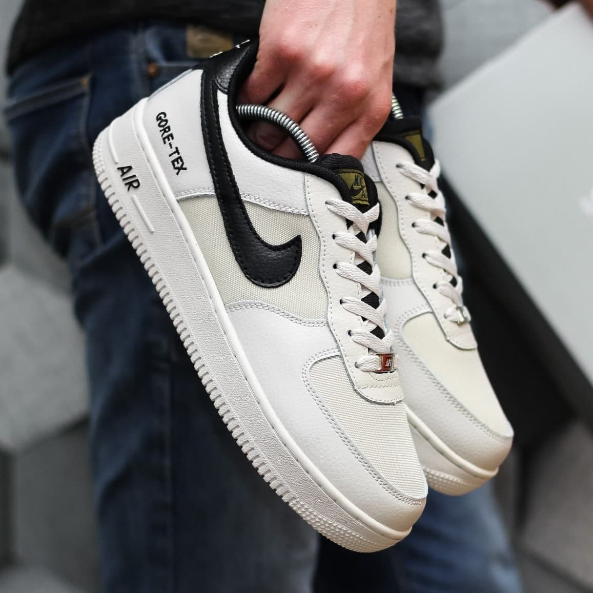 Nike Air Force 1 Low White Black | кроссовки мужские; черные/белые; осенние/весенние; найк 42, Черно-белый
Nike Air Force 1 Low White Black | кроссовки мужские; черные/белые; осенние/весенние; найк 42, Черно-белый
