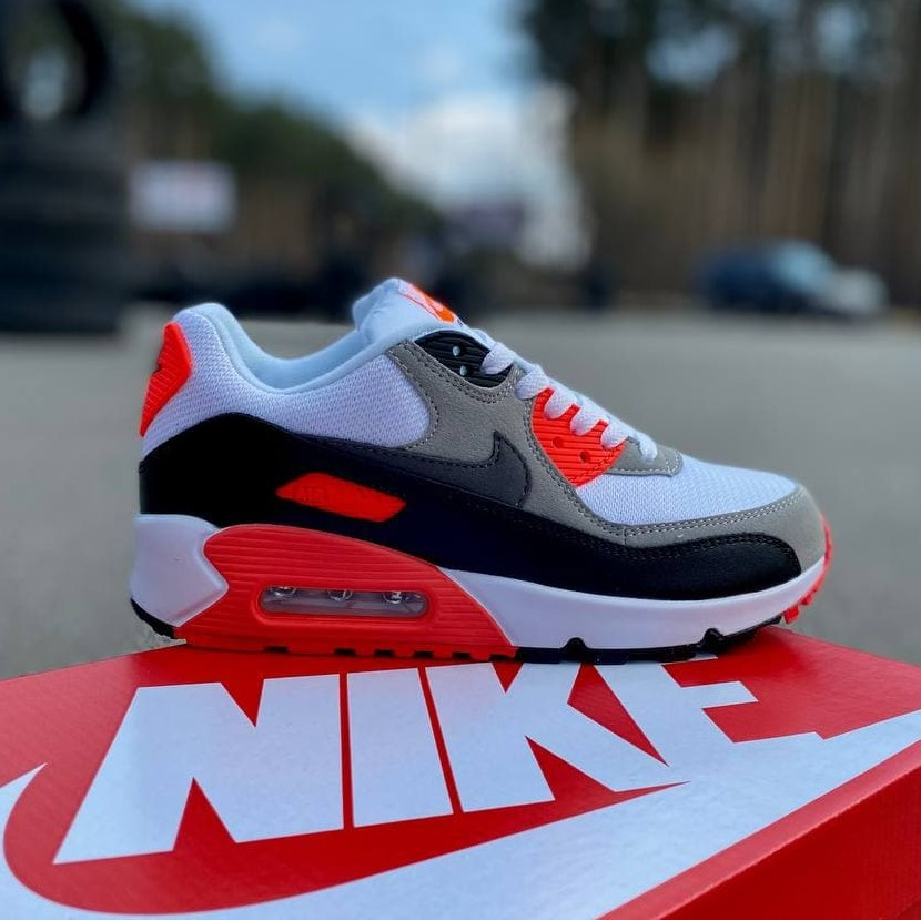 Air Max 90 Black Gray Orange | кроссовки женские; черные/серые/оранжевые; летние/весенние/осенние; найк 38, Черно-оранжевый
Air Max 90 Black Gray Orange | кроссовки женские; черные/серые/оранжевые; летние/весенние/осенние; найк 38, Черно-оранжевый