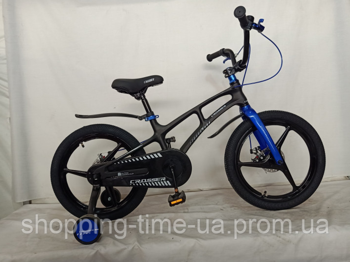 Велосипед двухколесный облегченный 18 дюймов Crosser Magnesium MAGN BIKE стальная вилка синий
Велосипед двухколесный облегченный 18 дюймов Crosser Magnesium MAGN BIKE стальная вилка синий