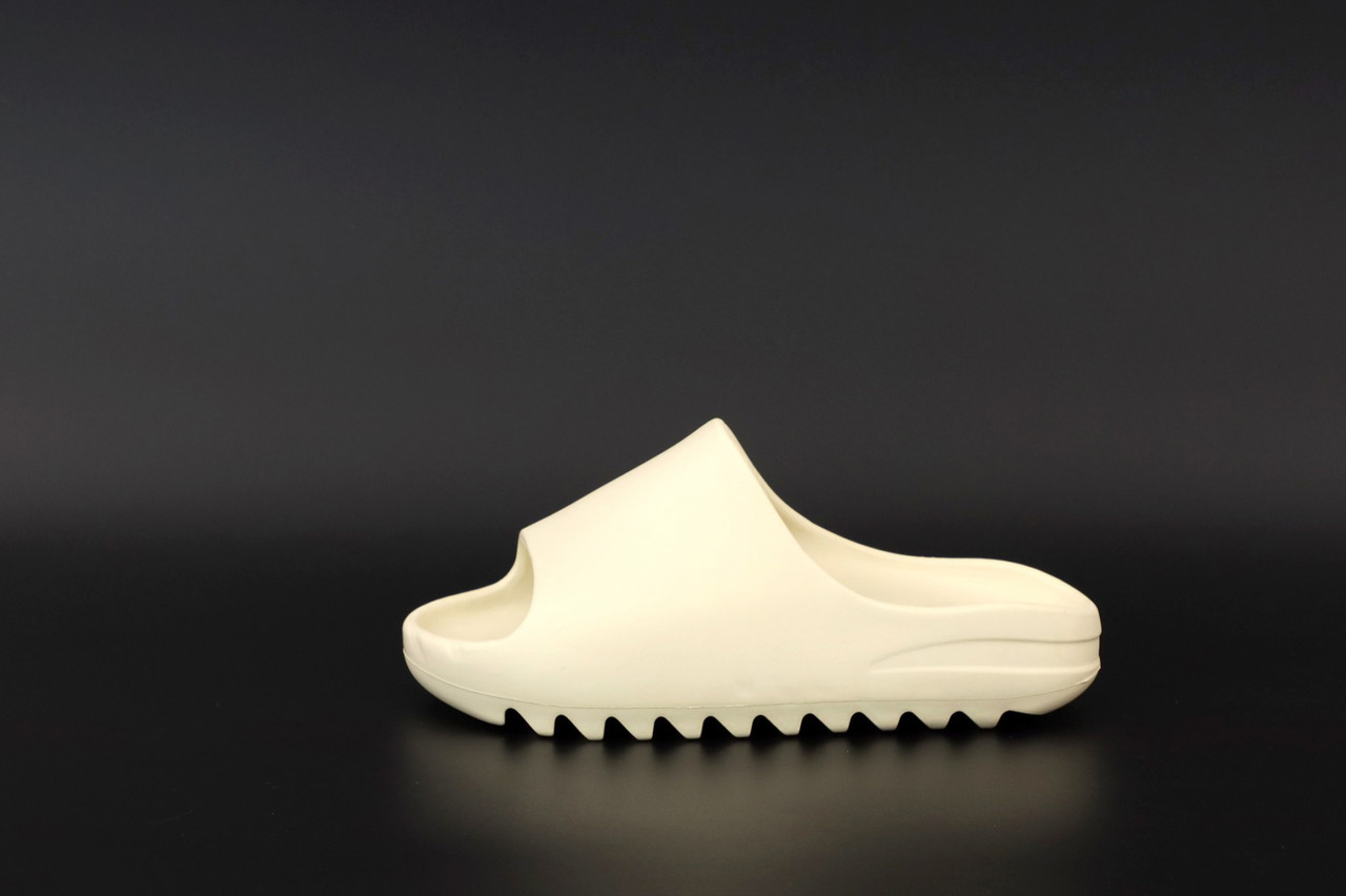 Шлепки мужские Adidas YEEZY SLIDES бежевые, Адидас, материал EVA. Код KD-12490 42, Бежевый
Шлепки мужские Adidas YEEZY SLIDES бежевые, Адидас, материал EVA. Код KD-12490 42, Бежевый