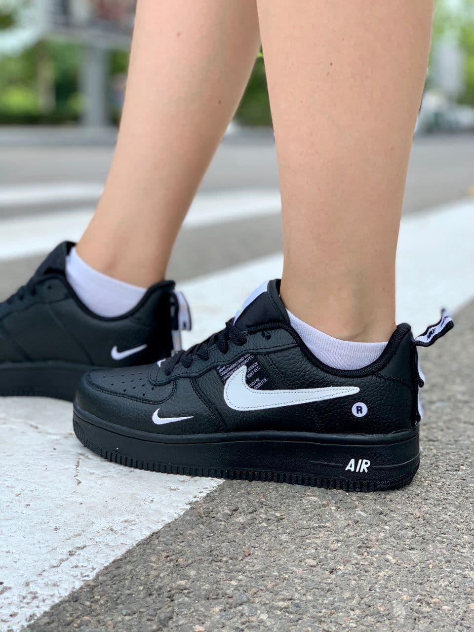 Мужские кроссовки Nike Air Force 1 07 Lv8 Ultra Black / Найк Аир Форс 1 07 Лв8 Ультра Черные 46, Черный
Мужские кроссовки Nike Air Force 1 07 Lv8 Ultra Black / Найк Аир Форс 1 07 Лв8 Ультра Черные 46, Черный