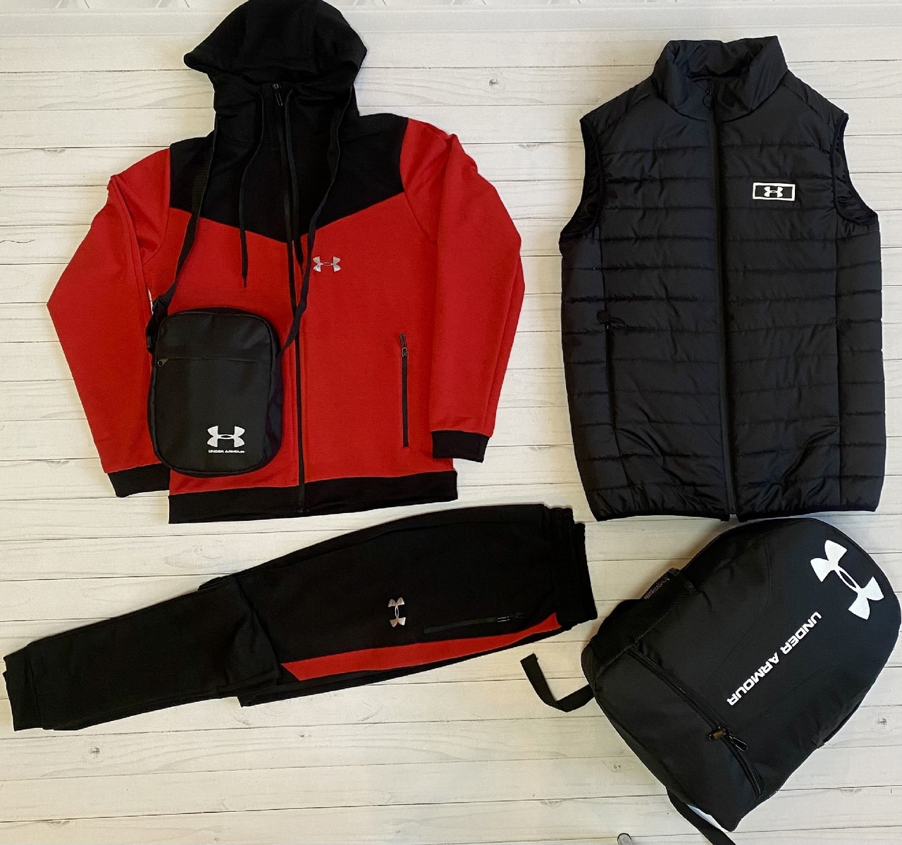 Under Armour Мужской красный спортивный костюм с капюшоном весна осень. Костюм+жилетка+мессенджер+рюкзак 54
Under Armour Мужской красный спортивный костюм с капюшоном весна осень. Костюм+жилетка+мессенджер+рюкзак 54