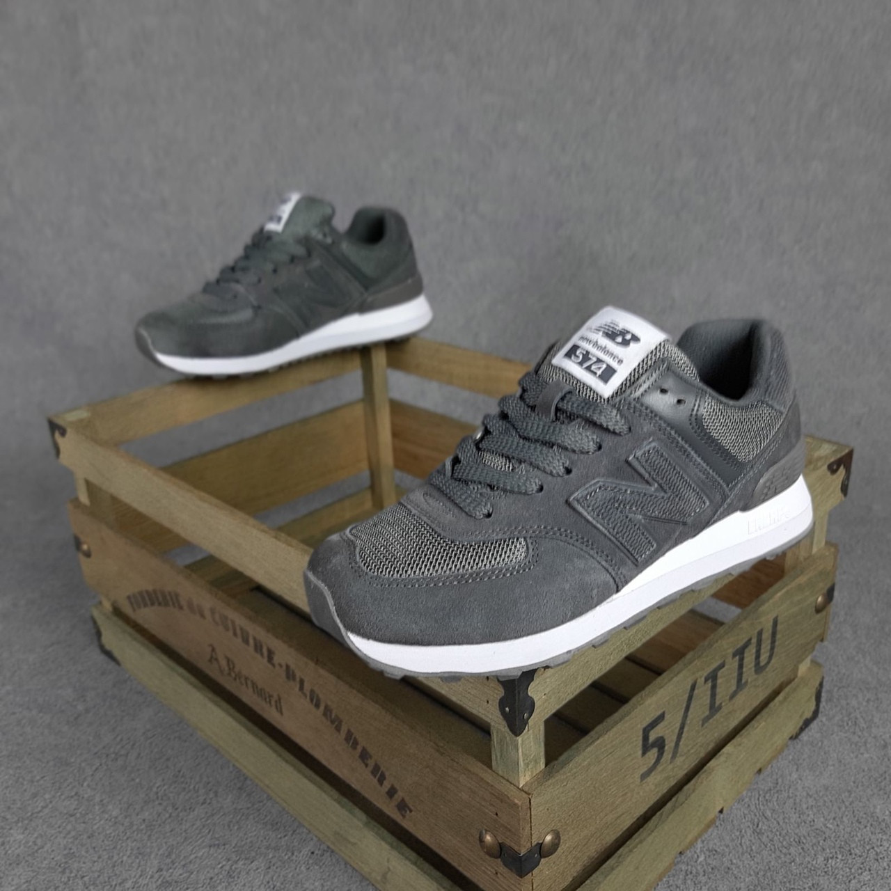 New Balance 574 женские демисезонные серые кроссовки на шнурках. Весенние женские замшевые кроссы, Серый
New Balance 574 женские демисезонные серые кроссовки на шнурках. Весенние женские замшевые кроссы, Серый