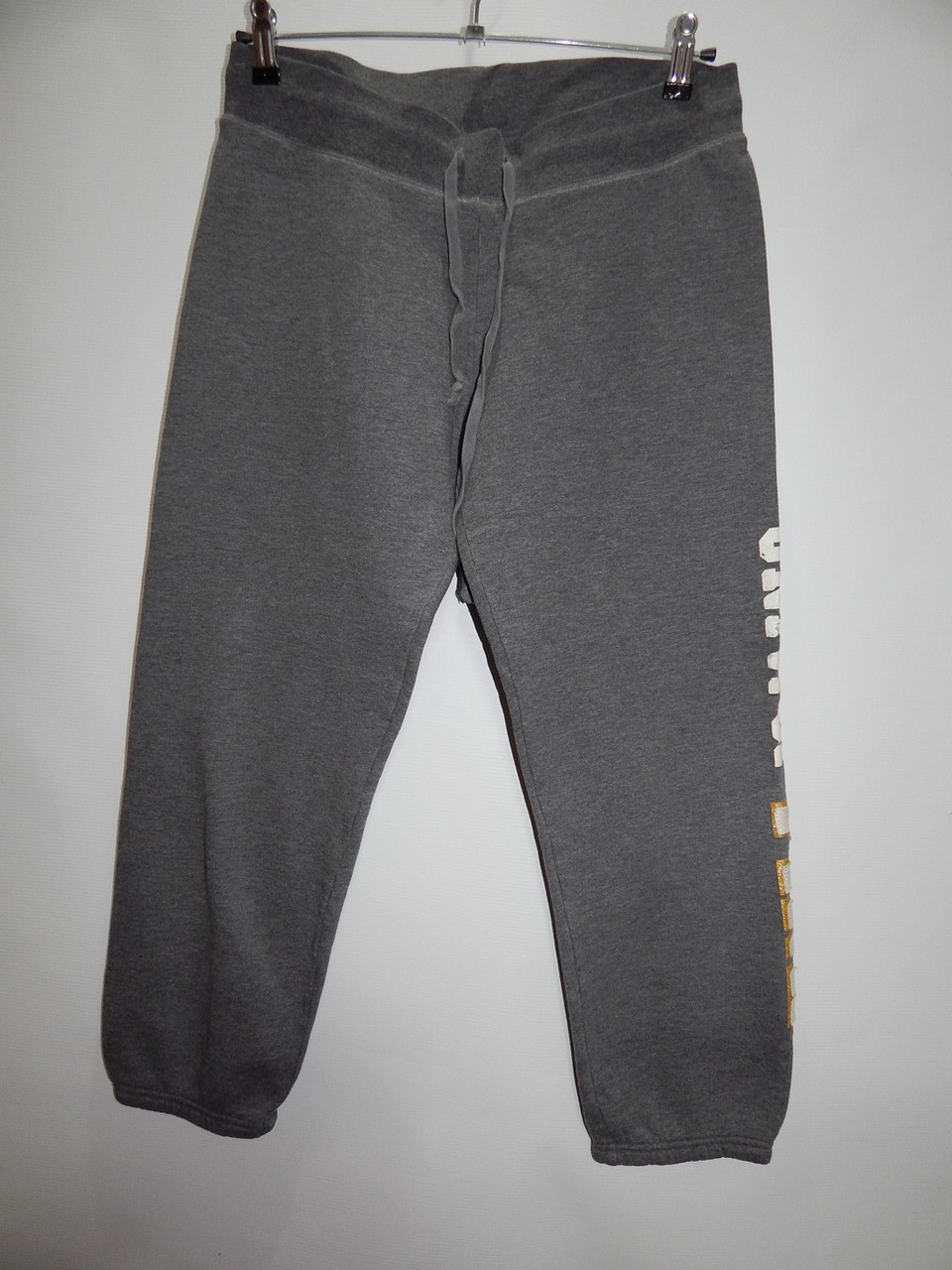 Женские трикотажные плотные спортивные штаны VICTORIAS SECRET UKR 48 - 50 068SP, Серый
Женские трикотажные плотные спортивные штаны VICTORIAS SECRET UKR 48 - 50 068SP, Серый