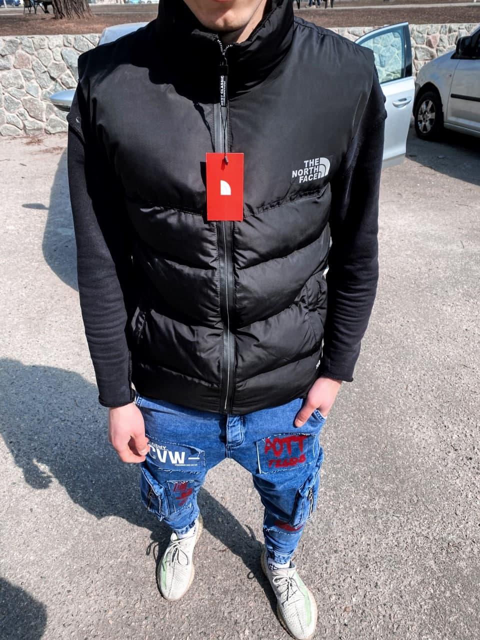 Жилетка мужская The North Face. Стильная мужская демисезонная безрукавка The North Face.
Жилетка мужская The North Face. Стильная мужская демисезонная безрукавка The North Face.