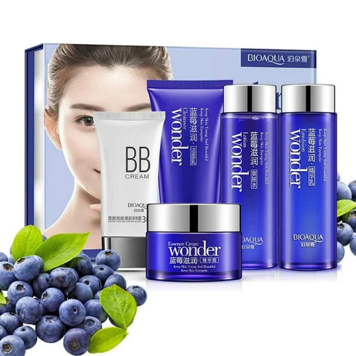Подарочный набор по уходу за лицом BIOAQUA Wonder с экстрактом черники увлажнение азиатская косметика
Подарочный набор по уходу за лицом BIOAQUA Wonder с экстрактом черники увлажнение азиатская косметика