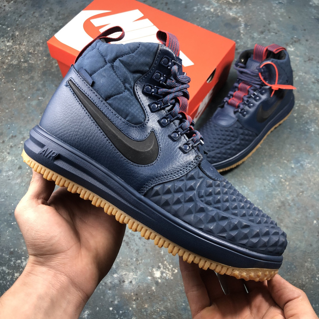 Кроссовки мужские синие высокие осенние кожаные качественные Найк Lunar Force DuckBoot Blue Найк Лунар Дакбут, Синий
Кроссовки мужские синие высокие осенние кожаные качественные Найк Lunar Force DuckBoot Blue Найк Лунар Дакбут, Синий