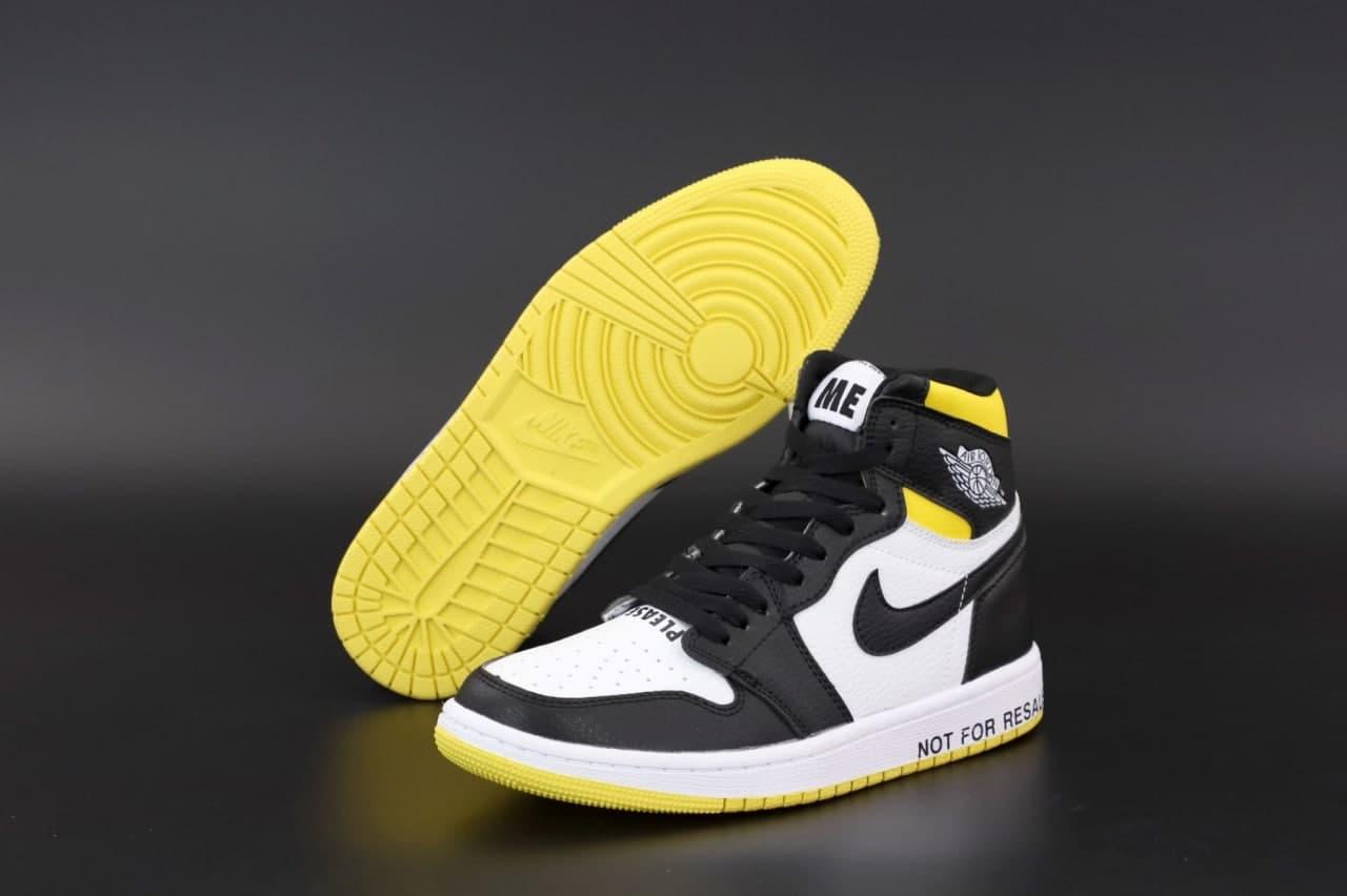 Женские кроссовки Nike Air Jordan 1 Retro (белые с желтым и черным) К12525 весенние спортивные кроссы, Черно-белый
Женские кроссовки Nike Air Jordan 1 Retro (белые с желтым и черным) К12525 весенние спортивные кроссы, Черно-белый