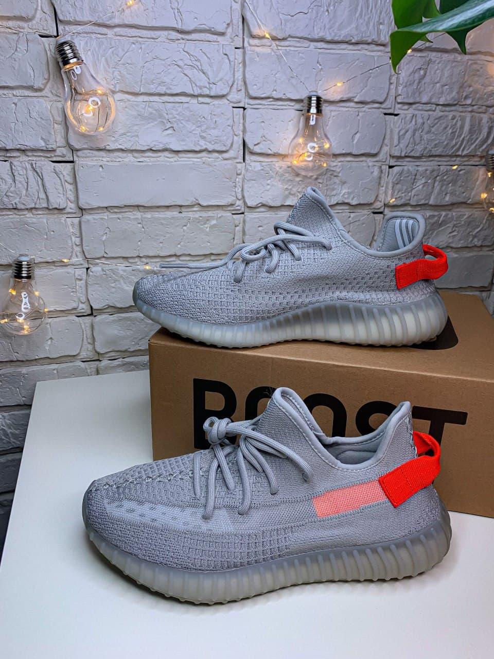Мужские кроссовки Adidas Yeezy Boost 350 v2 Tail Light / Адидас Изи Буст 350 в2 Серые 43, Серый
Мужские кроссовки Adidas Yeezy Boost 350 v2 Tail Light / Адидас Изи Буст 350 в2 Серые 43, Серый