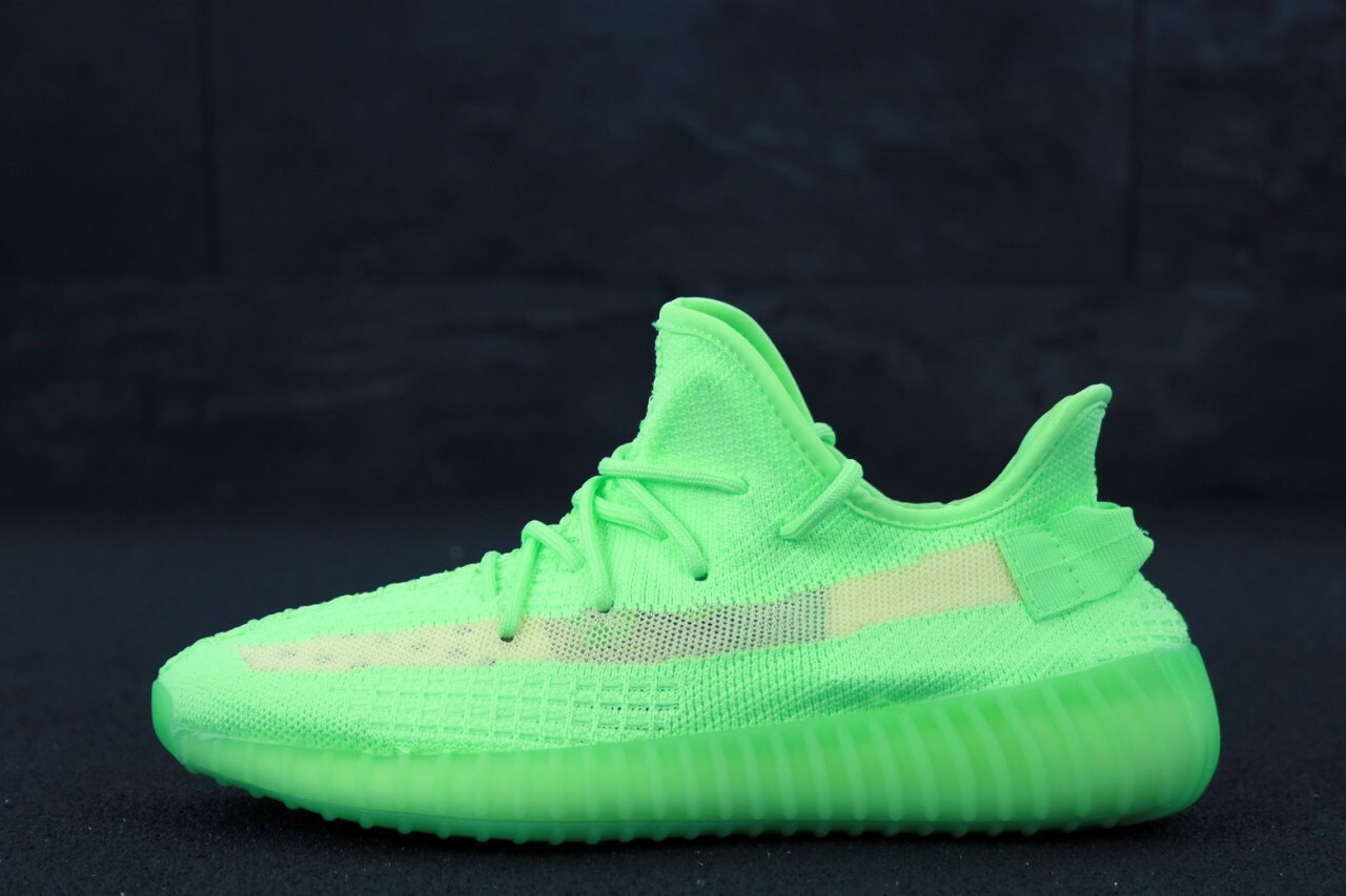 Кроссовки фосфорная подошва мужские салатовые летние Adidas Yeezy Boost 350 V2 37, Салатовый
Кроссовки фосфорная подошва мужские салатовые летние Adidas Yeezy Boost 350 V2 37, Салатовый