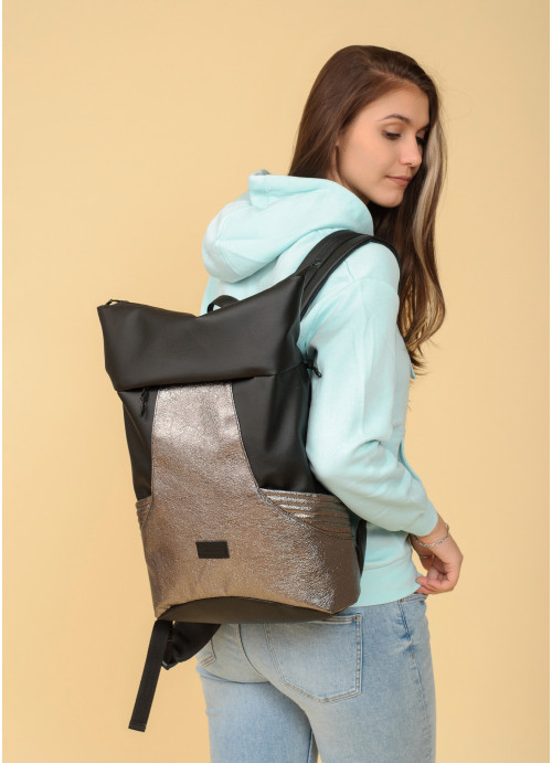 Рюкзак ролл Sambag RollTop MQN Черный с битым сереблом 1369477682, Черный;серебряный
Рюкзак ролл Sambag RollTop MQN Черный с битым сереблом 1369477682, Черный;серебряный