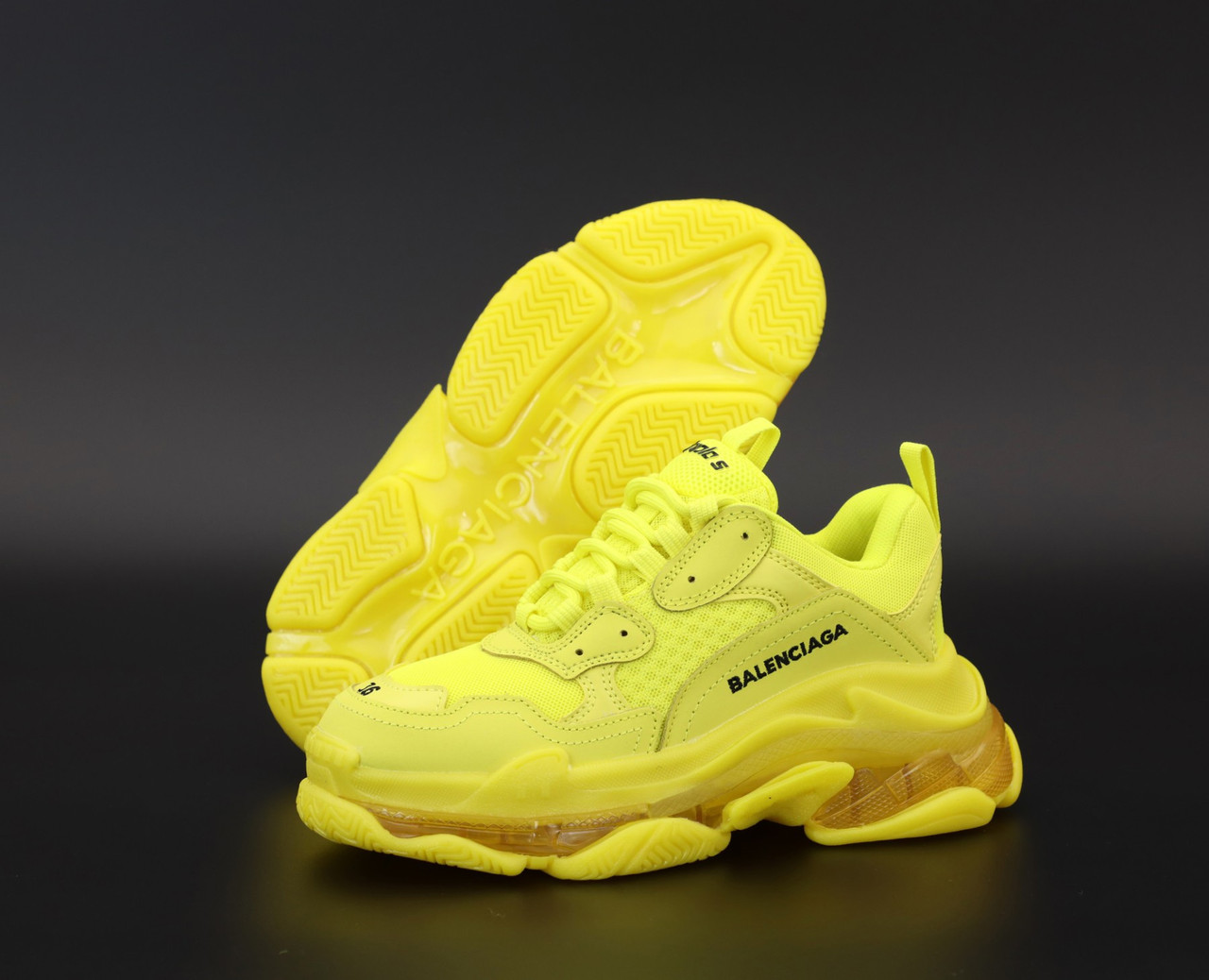 Кроссовки женские Balenciaga Triple S желтые, Баленсиага Трипл С, натуральная кожа, текстиль. код KD-12110 38, Желтый
Кроссовки женские Balenciaga Triple S желтые, Баленсиага Трипл С, натуральная кожа, текстиль. код KD-12110 38, Желтый