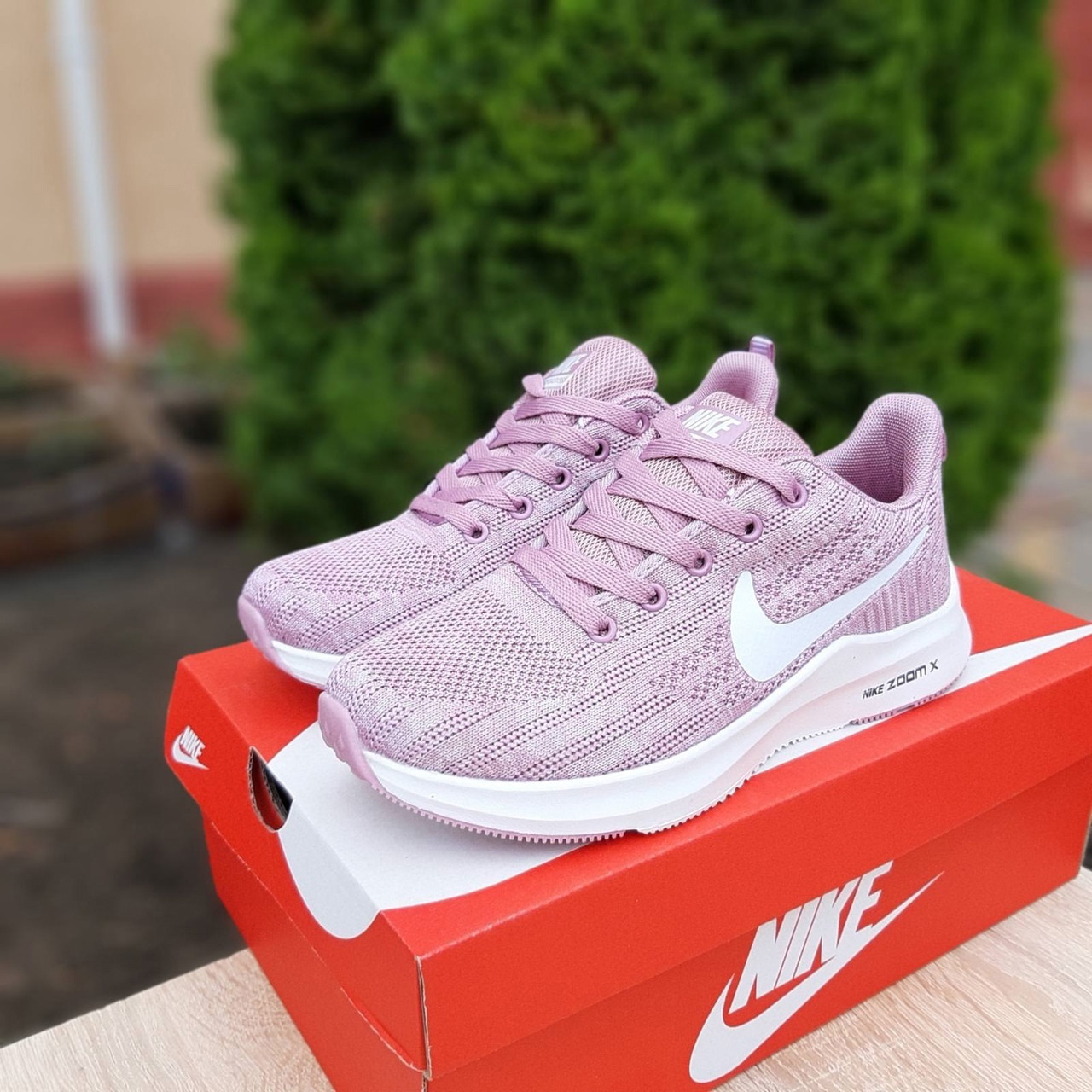 Nike Zoom женские демисезонные сиреневые кроссовки на шнурках. Весенние женские тканевые кроссы, Сиреневый
Nike Zoom женские демисезонные сиреневые кроссовки на шнурках. Весенние женские тканевые кроссы, Сиреневый