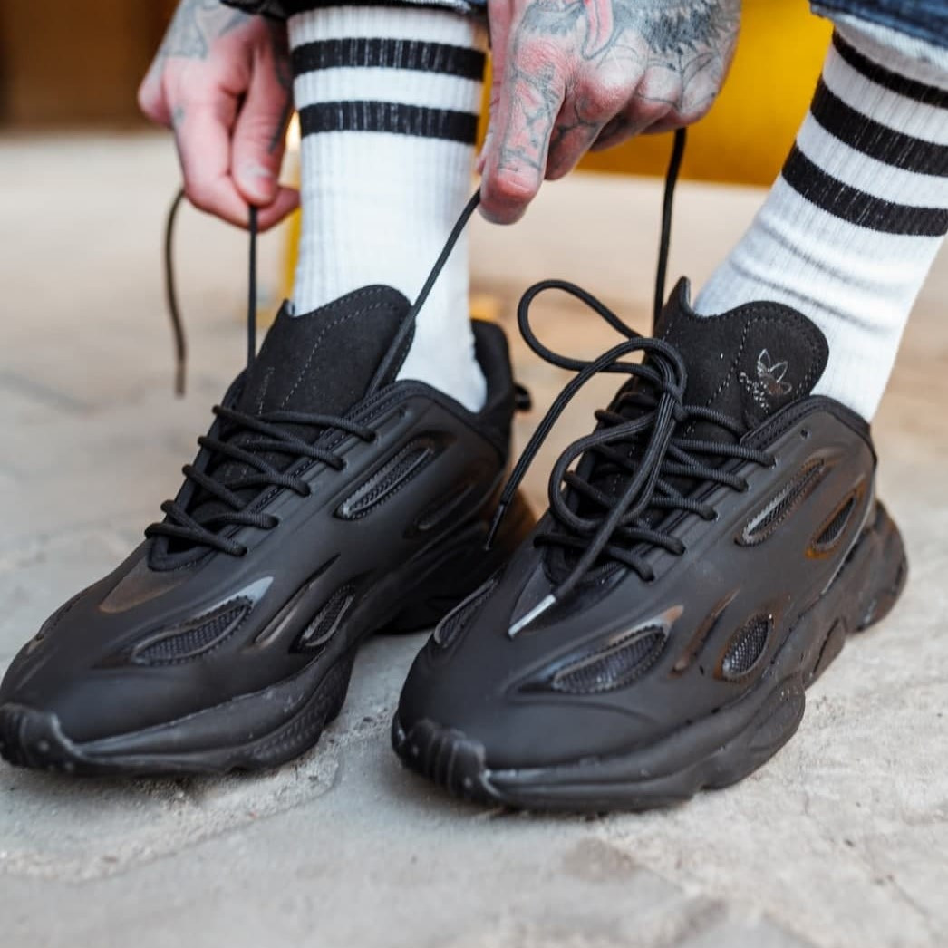 Adidas Ozweego Celox Black | кроссовки мужские; черные; весенние/летние/осенние; пена 42, Черный
Adidas Ozweego Celox Black | кроссовки мужские; черные; весенние/летние/осенние; пена 42, Черный