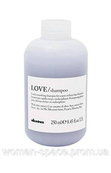 Davines Essential Love Lovely Smoothing Shampoo Шампунь для разглаживания завитка 250мл 1000
Davines Essential Love Lovely Smoothing Shampoo Шампунь для разглаживания завитка 250мл 1000