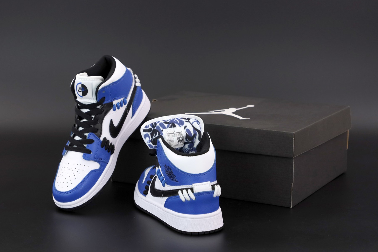 Высокие кроссовки женские Nike Air Jordan 1 Retro Blue White Кроссы голубые Найк Аир Джордан Ретро с белым, Голубой
Высокие кроссовки женские Nike Air Jordan 1 Retro Blue White Кроссы голубые Найк Аир Джордан Ретро с белым, Голубой