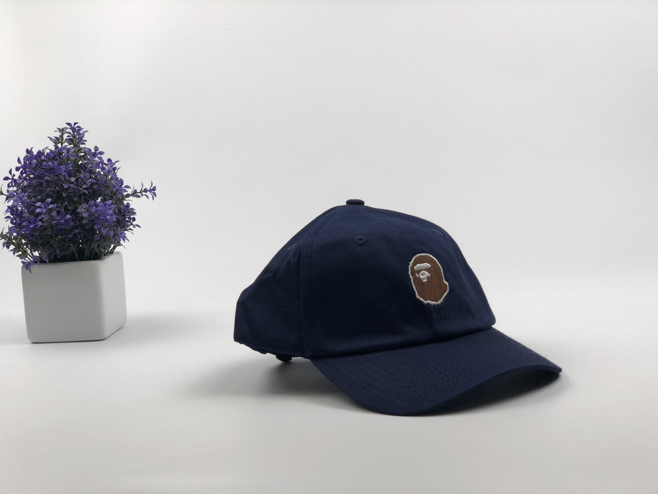 Кепка Бейсболка Мужская Женская A Bathing Ape Bape с обезьяной Темно-синяя, Темно-синий
Кепка Бейсболка Мужская Женская A Bathing Ape Bape с обезьяной Темно-синяя, Темно-синий