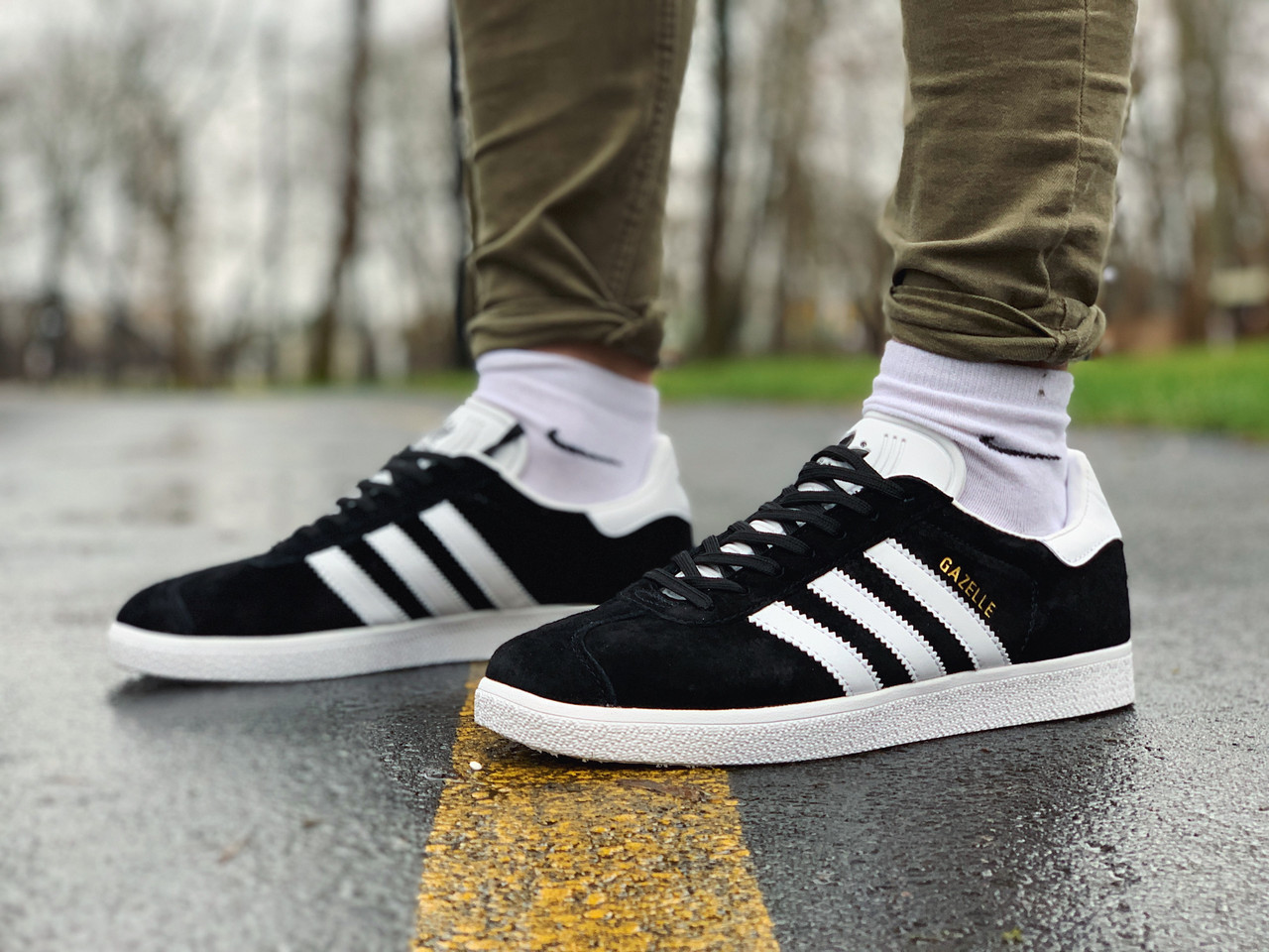 Кроссовки натуральная замша Adidas Gazelle Адидас Газель (41,42,43,44,45) 45, Черный с белым
Кроссовки натуральная замша Adidas Gazelle Адидас Газель (41,42,43,44,45) 45, Черный с белым